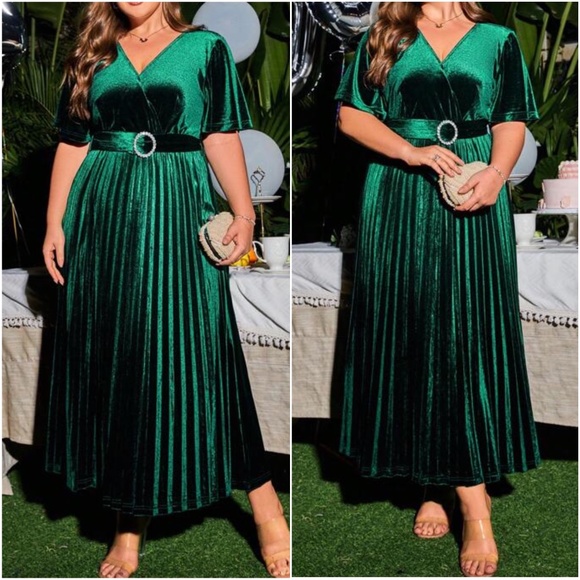 BellanBlue Dresses & Skirts - Luxe Green Velvet Butterfly Sleeve Pleated Maxi Dress